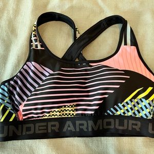 NWOT under armour sports bra